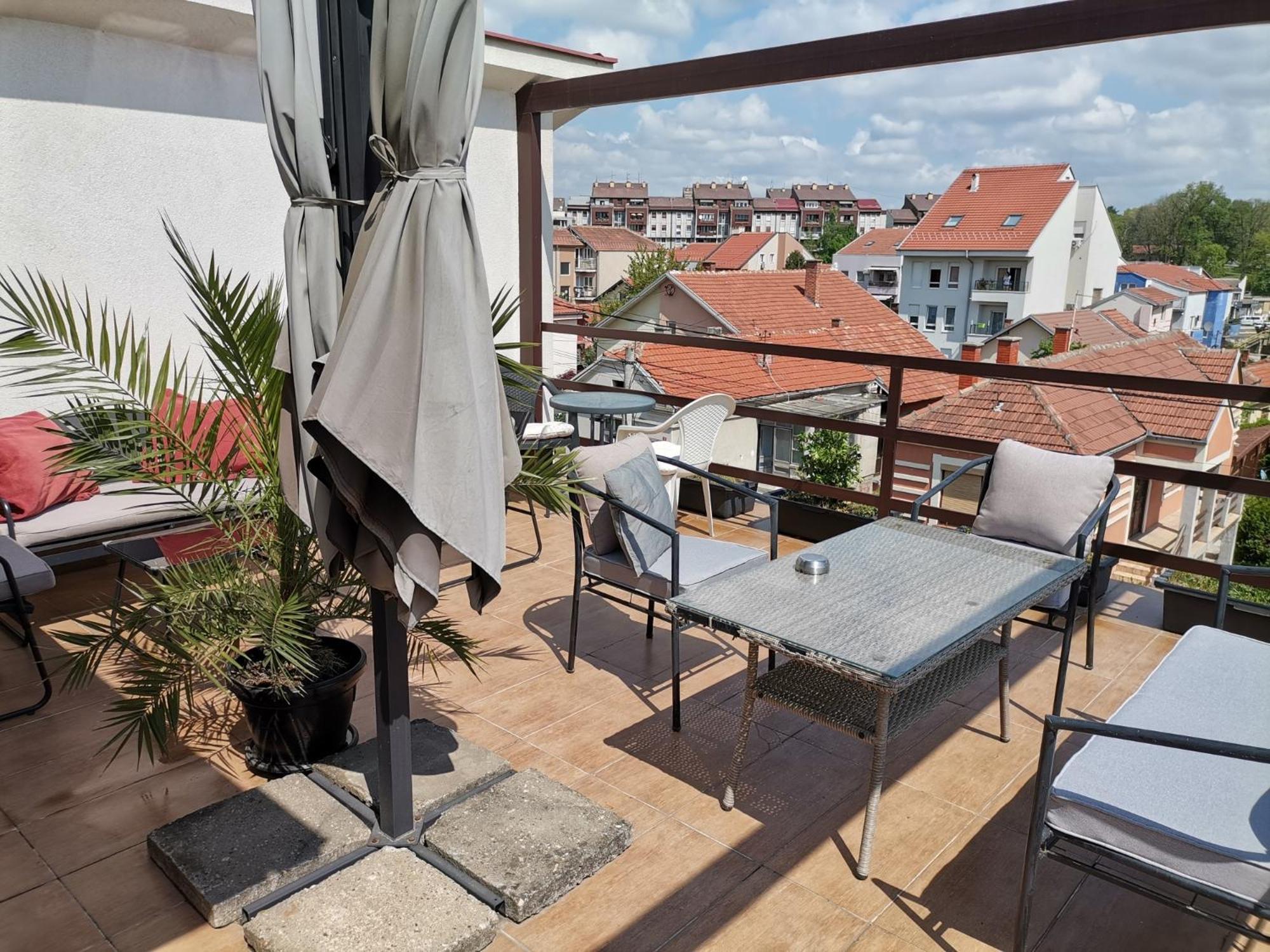 Crystal Kragujevac Apartment Exterior photo